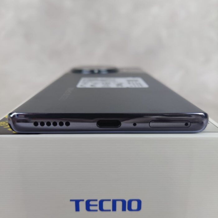 TECNO Spark 20 Pro Plus Черный